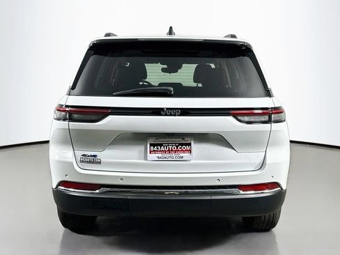 Used 2023 Jeep Grand Cherokee 4WD 4xe image 6