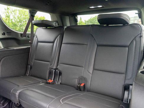 Used 2023 GMC Yukon XL Denali w/ Denali Reserve Package AWD/4WD image 36
