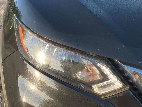 Certified 2020 Nissan Rogue Sport SV FWD image 10