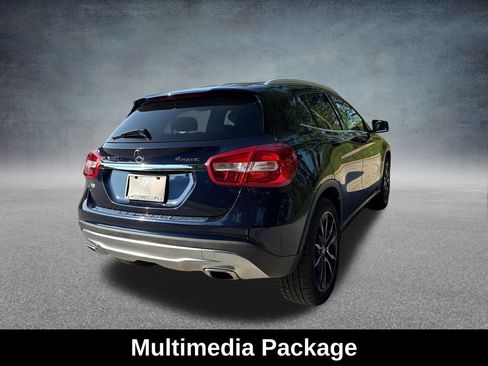 Used 2017 Mercedes-Benz GLA 250 4MATIC image 5