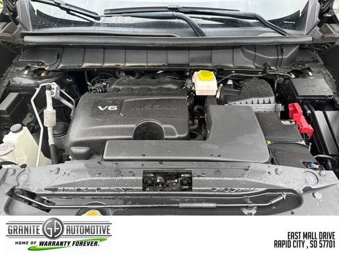 Used 2023 Nissan Pathfinder SL FWD image 22