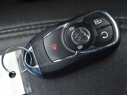 Used 2020 Buick Encore Essence image 35