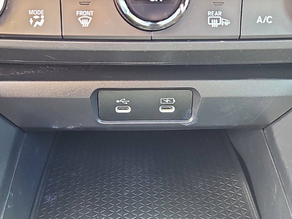 Used 2024 Honda Accord EX image 17