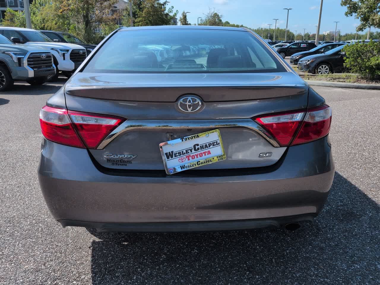 Used 2017 Toyota Camry SE FWD image 5