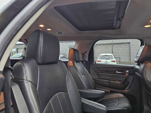 Used 2014 GMC Acadia Denali image 15