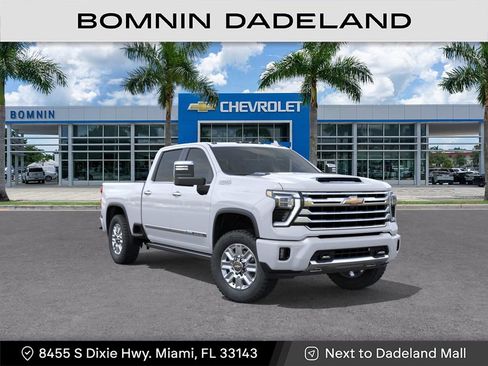 New 2026 Chevrolet Silverado 2500 High Country w/ High Country Premium Package AWD/4WD image 2