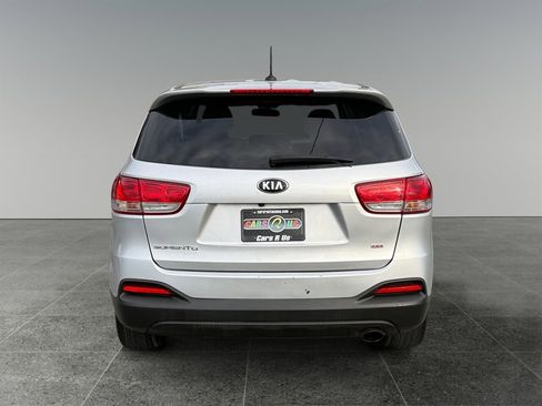 Used 2018 Kia Sorento L FWD image 5