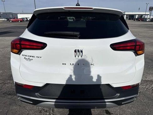 Used 2024 Buick Encore GX Preferred image 5