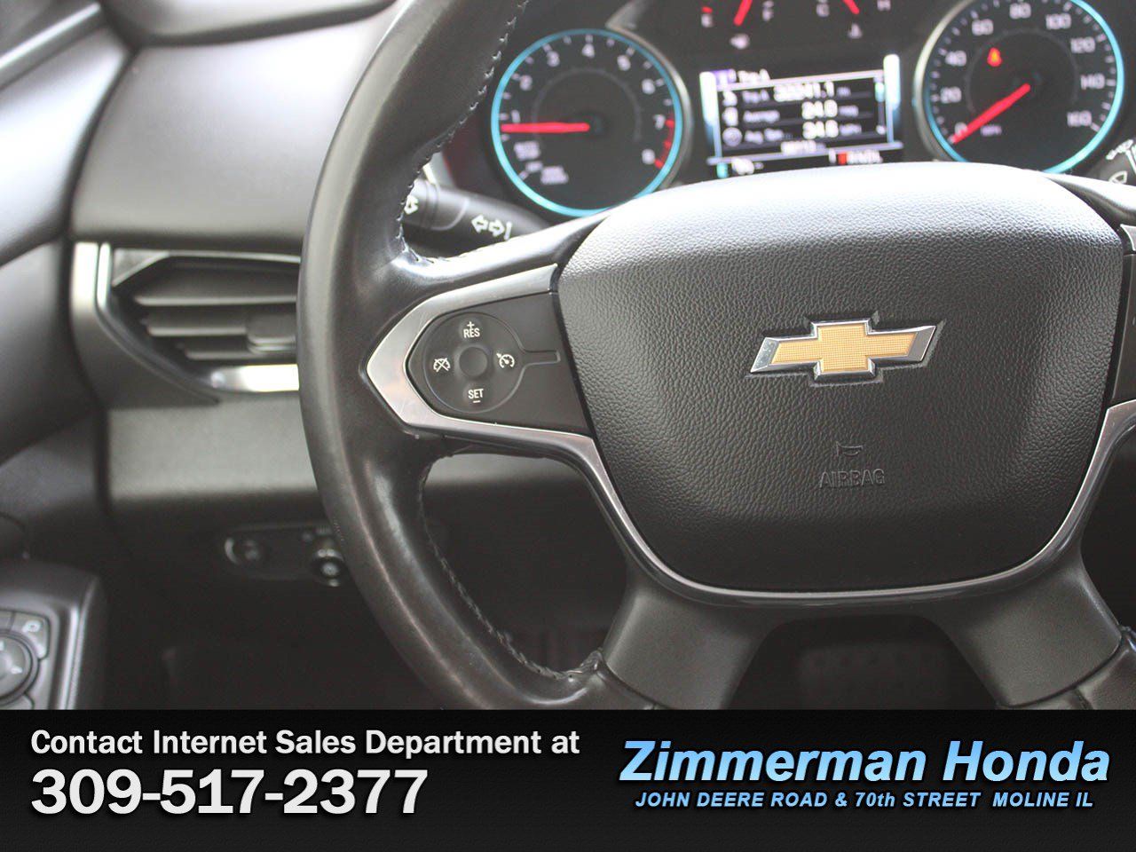 Used 2019 Chevrolet Traverse LT FWD image 12