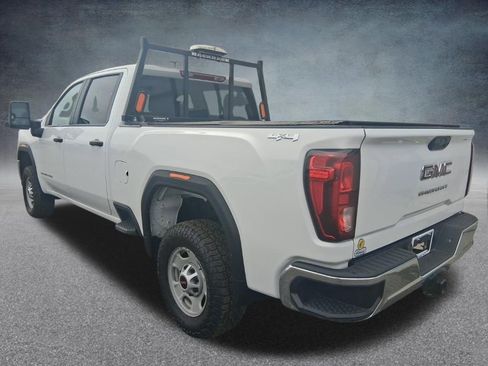 Used 2023 GMC Sierra 2500 Pro w/ Gooseneck/5TH Wheel Package AWD/4WD image 4