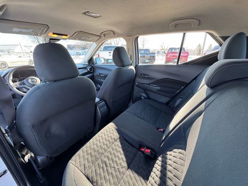 Used 2021 Nissan Kicks SV image 22