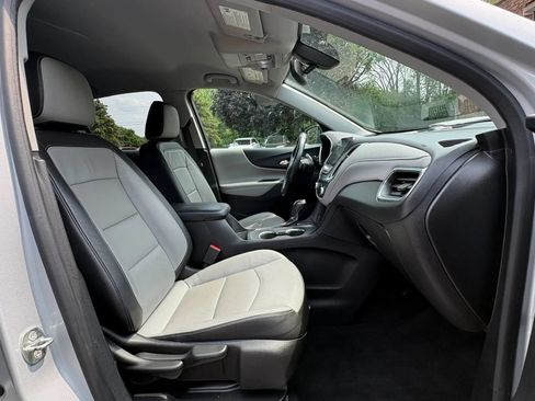 Used 2019 Chevrolet Equinox Premier AWD/4WD image 37