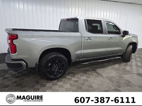 Used 2023 Chevrolet Silverado 1500 RST AWD/4WD image 3