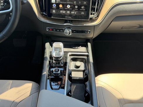 New 2026 Volvo XC60 B5 Plus w/ Climate Package AWD/4WD image 8