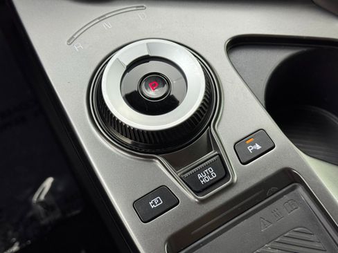 Used 2023 Kia EV6 Wind image 30