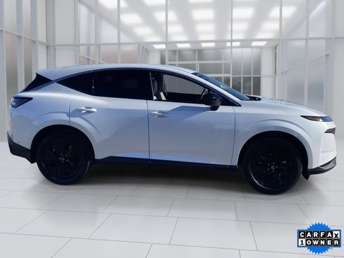 Used 2025 Nissan Murano SV image 7