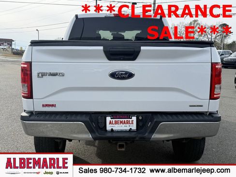Used 2016 Ford F150 XLT w/ Trailer Tow Package image 4