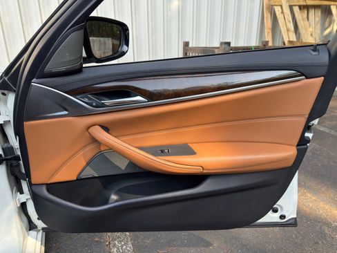 Used 2017 BMW 540i RWD image 45