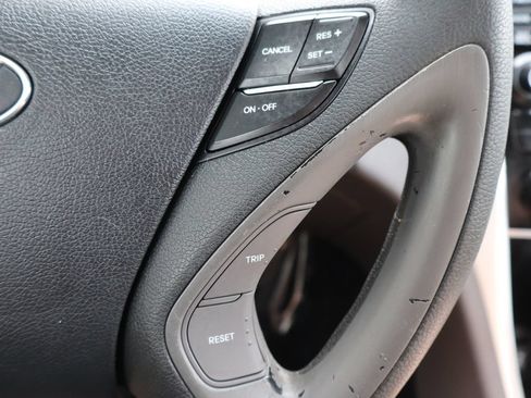 Used 2013 Hyundai Sonata GLS FWD image 30