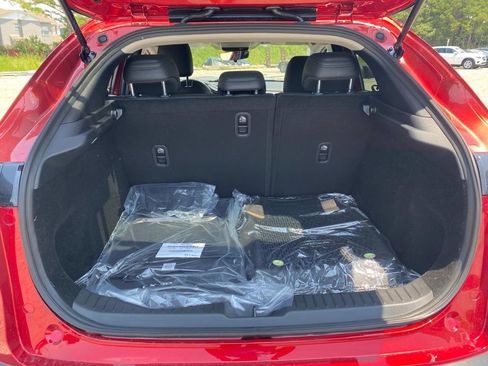 New 2025 MAZDA CX-30 AWD 2.5 S w/ Select Sport Pkg image 9