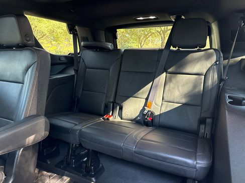 Used 2024 Chevrolet Tahoe High Country image 12