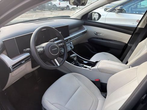 Used 2025 Hyundai Tucson SEL image 4
