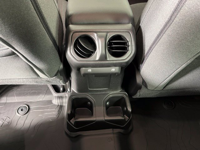 Used 2026 Jeep Wrangler Unlimited Sport AWD/4WD image 39