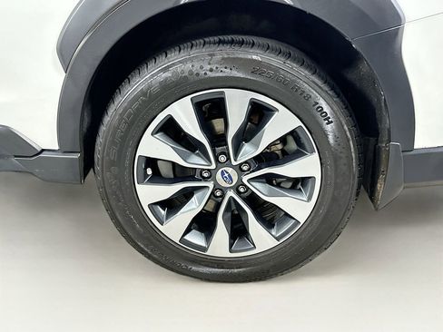 Used 2023 Subaru Outback Limited AWD/4WD image 24