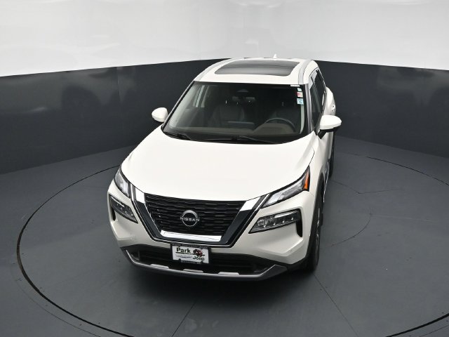 Used 2023 Nissan Rogue SL w/ SL Premium Package AWD/4WD image 13