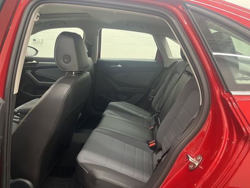 New 2026 Volkswagen Jetta SE image 31