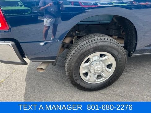 Used 2024 RAM 3500 Tradesman w/ Chrome Appearance Group AWD/4WD image 6