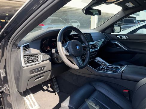 Used 2023 BMW X6 M50i w/ Executive Package image 8