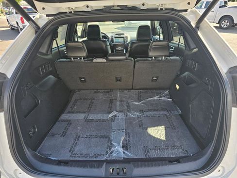 Used 2020 Ford Edge ST w/ Equipment Group 401A AWD/4WD image 17
