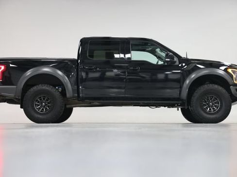 Used 2018 Ford F150 Raptor w/ Equipment Group 802A Luxury AWD/4WD image 16