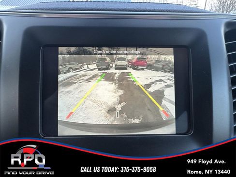 Used 2020 Jeep Cherokee Latitude Plus w/ Cold Weather Group image 29