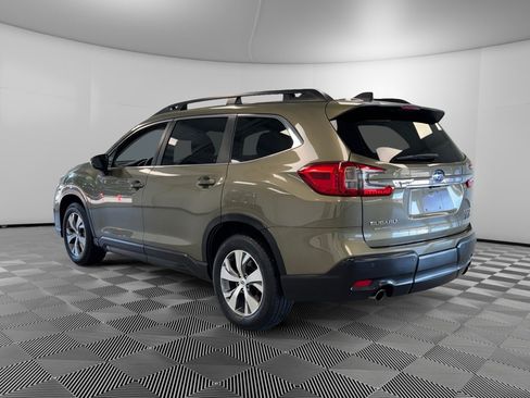 Used 2024 Subaru Ascent Premium w/ Convenience Package AWD/4WD image 6