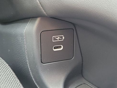 New 2026 Honda HR-V LX image 25