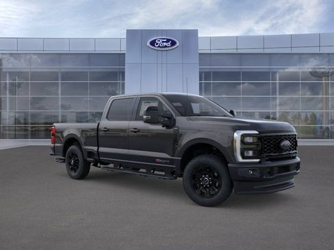 New 2026 Ford F250 Lariat w/ Black Appearance Package AWD/4WD image 1