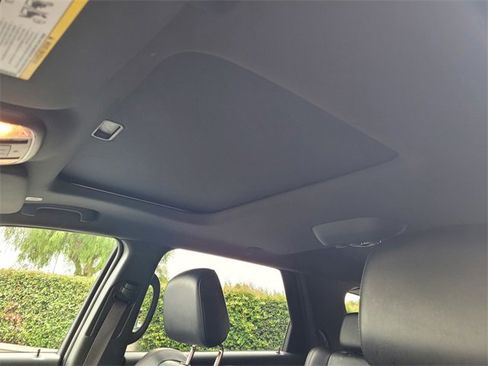 Certified 2024 Dodge Durango GT image 8