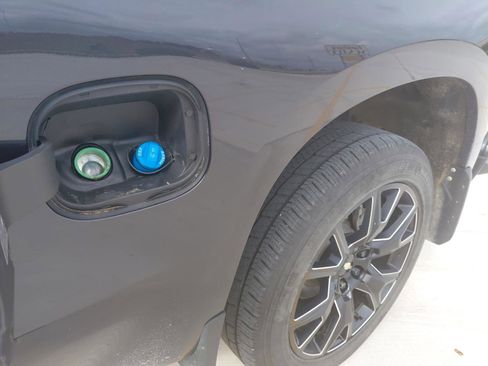 Used 2022 Chevrolet Silverado 1500 High Country w/ High Country Premium Package image 33