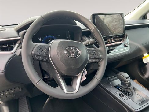 New 2026 Toyota Corolla Cross LE image 12