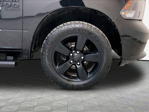 Used 2022 RAM 1500 Express w/ Wheel & Sound Group AWD/4WD image 33