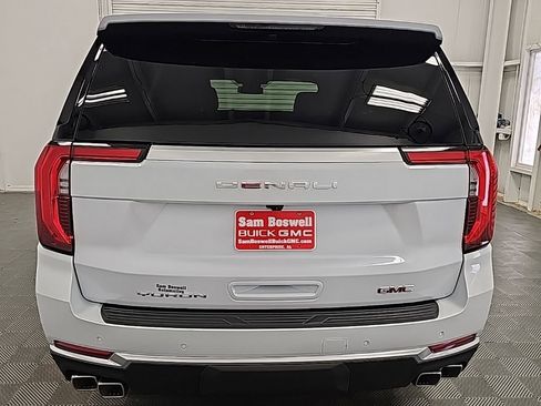 New 2026 GMC Yukon Denali w/ Sun & Power Step Package image 7