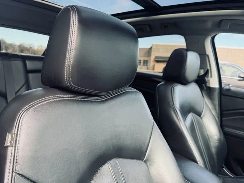 Used 2015 Cadillac SRX Premium image 21