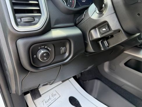New 2026 RAM 2500 Big Horn AWD/4WD image 28