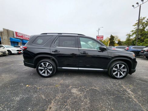 Used 2023 Honda Pilot Elite image 8