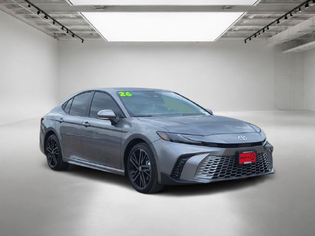 Used 2026 Toyota Camry XSE AWD/4WD image 7