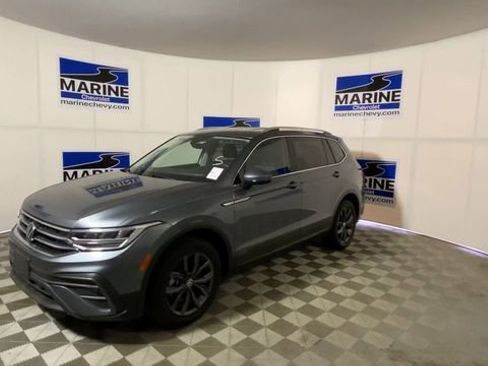 Used 2023 Volkswagen Tiguan SE image 6