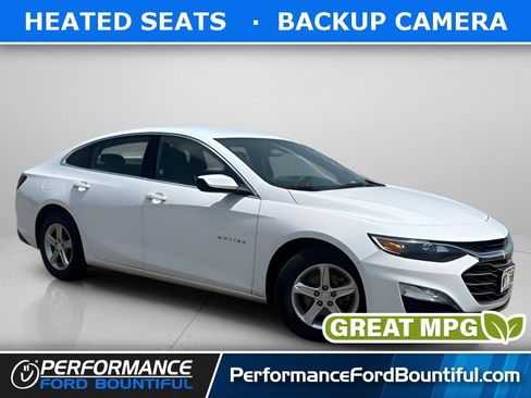 Used 2022 Chevrolet Malibu LT FWD image 1