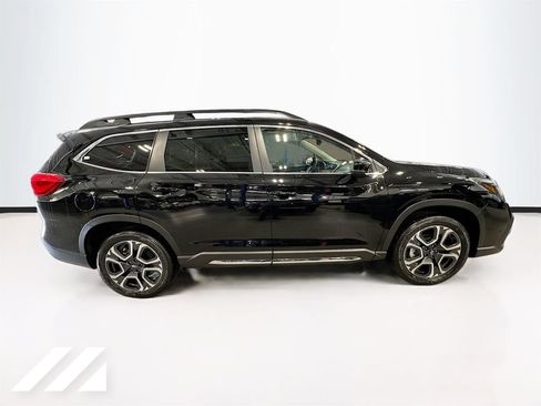 Used 2026 Subaru Ascent Limited AWD/4WD image 4